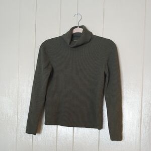 Eddie Bauer Green Turtleneck Sweater Merino Wool Size Medium